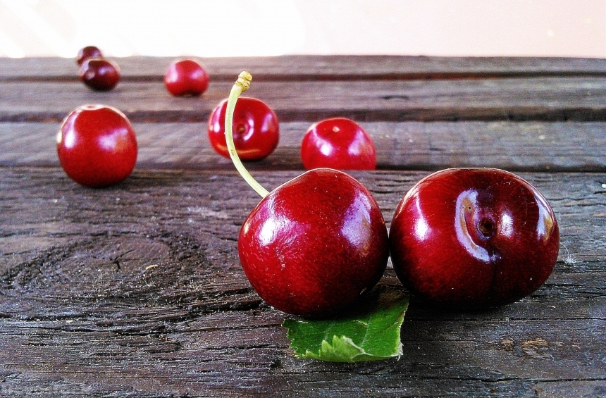 Devostock Cherries Fruit Red Sweet