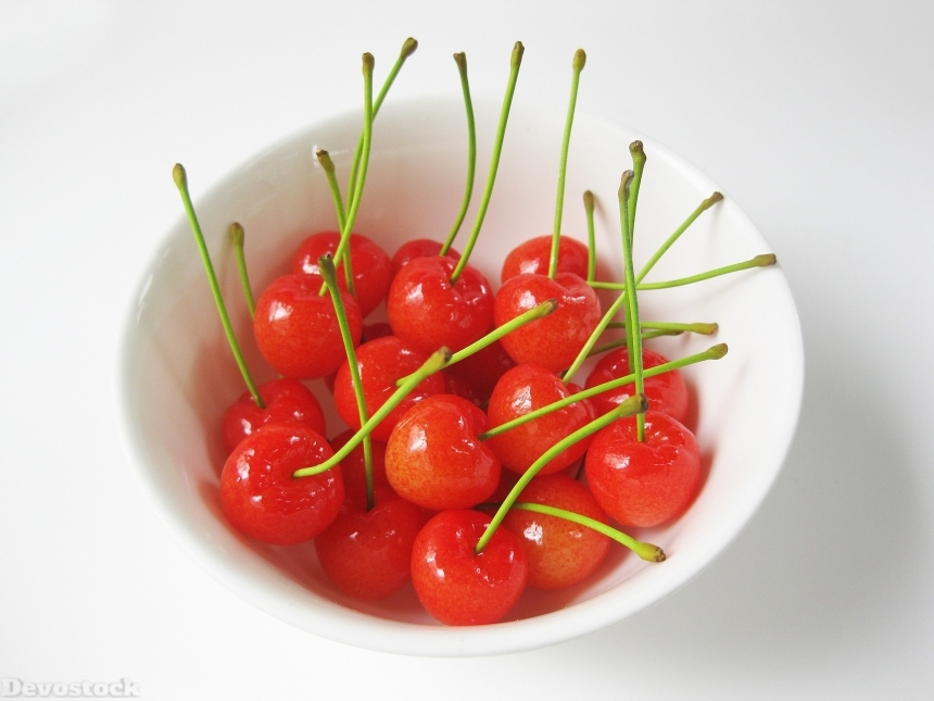 Devostock Cherry Berry Fruit Bowl