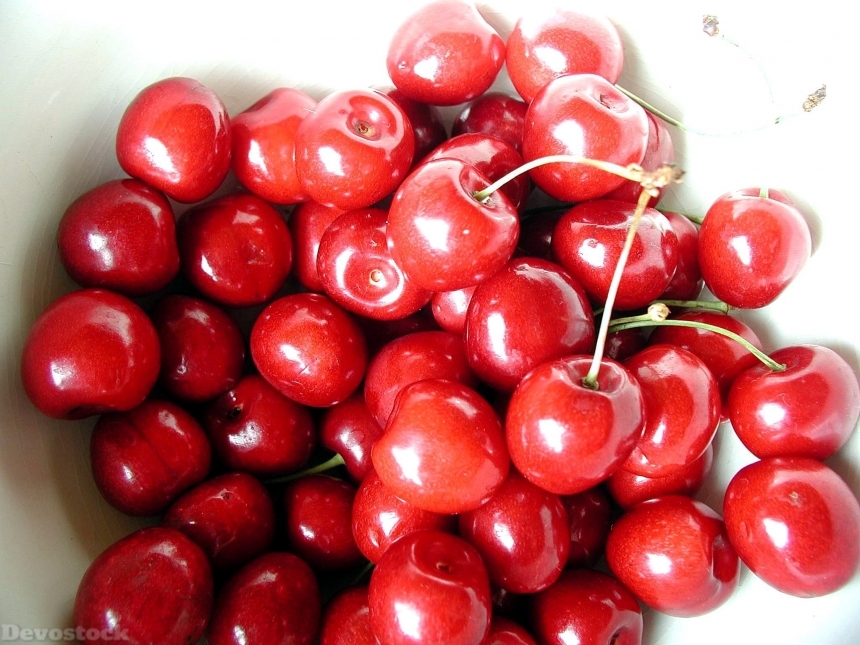 Devostock Cherry Red Sweet Fruits