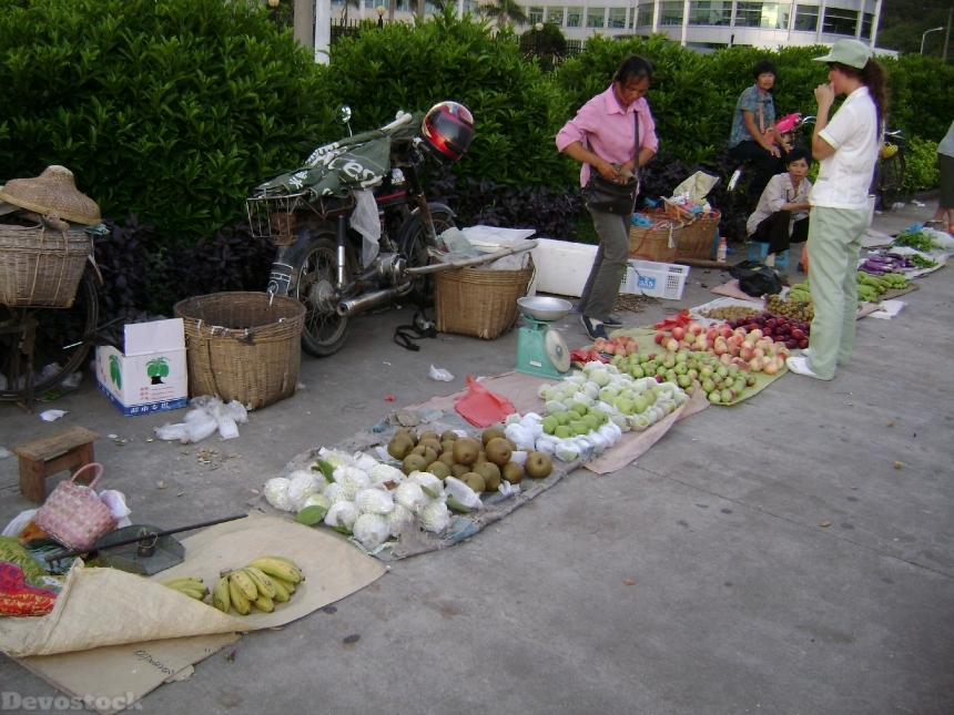 Devostock China Sidewalk Vendor Vendor