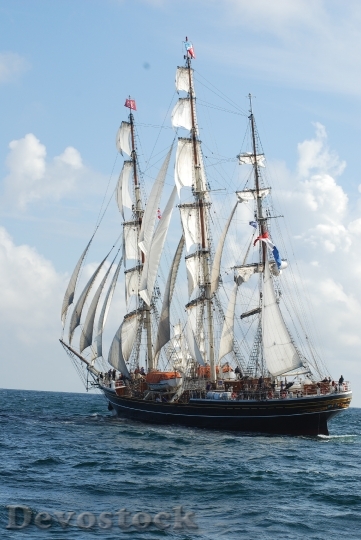 Devostock Clipper Ship Tall Masts