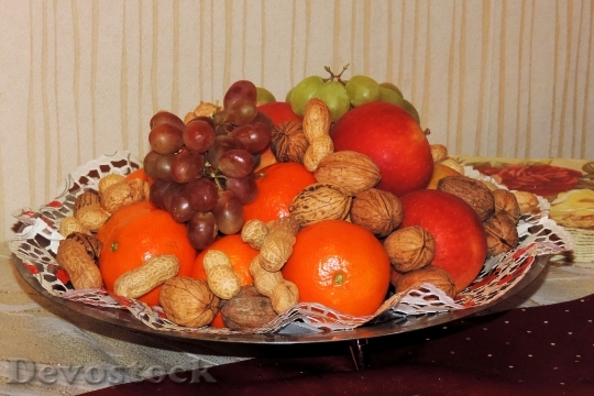 Devostock Colorful Plate Fruit Nuts
