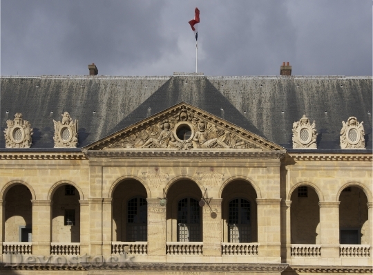 Devostock Cour Honneur Invalides Paris