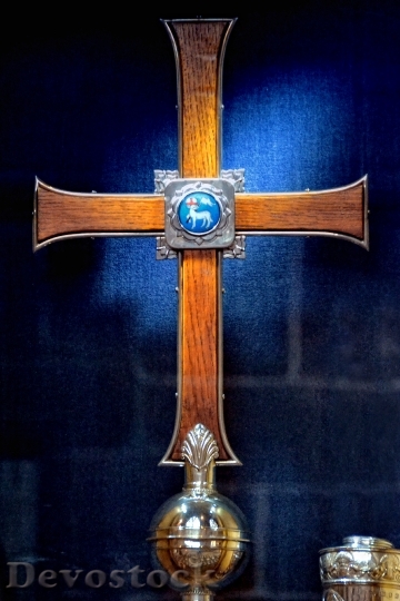 Devostock Cross Religion Wooden Cross