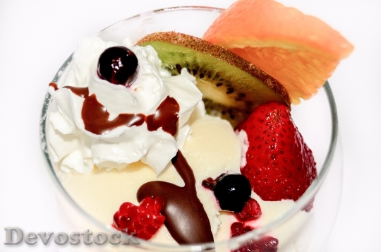 Devostock Dessert Ice Cream Fruit 13