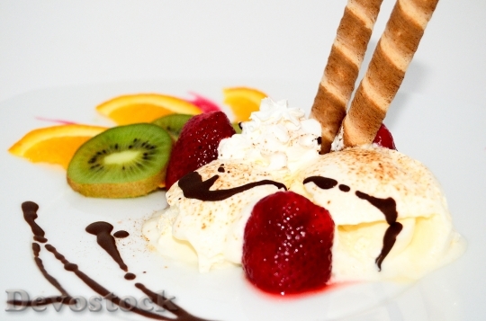 Devostock Dessert Ice Cream Fruit 7