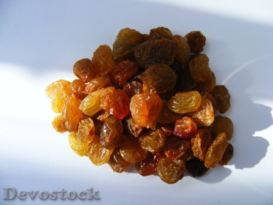 Devostock Dried Golden Grapes Raisins