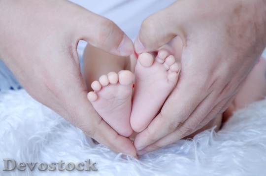 Devostock Father Baby Family 1663312