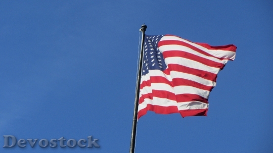 Devostock Flag Usa Blow Wind