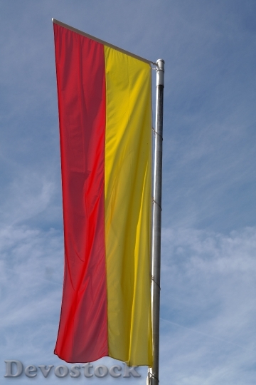 Devostock Flag Yellow Red Flagpole 0