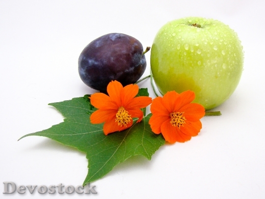 Devostock Fruit Flowers Plum Apple