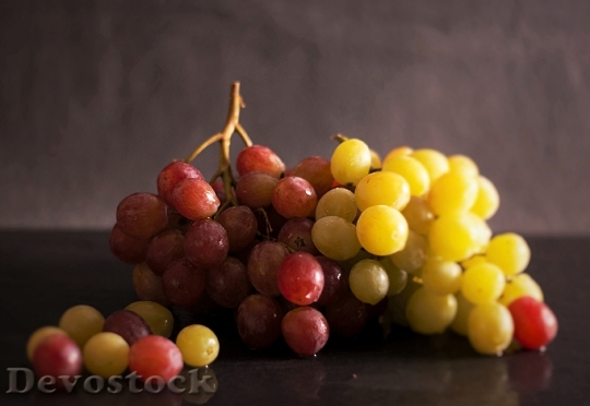 Devostock Fruit Healthy Ripe Grapes