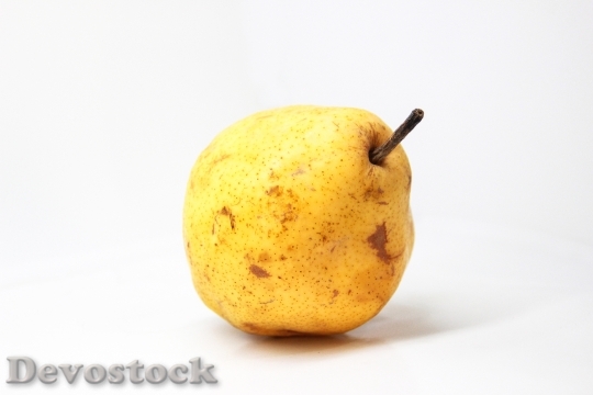 Devostock Fruit Pear Yellow Eat