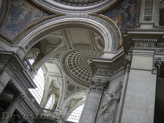Devostock Geometry Pantheon Paris Interior