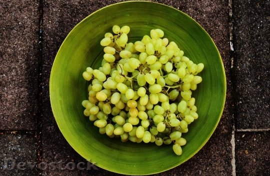 Devostock Grapes Plate Fruit Healthy 1