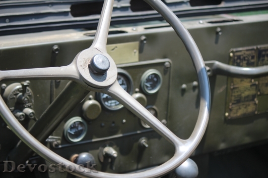 Devostock Jeep Steering Wheel Military