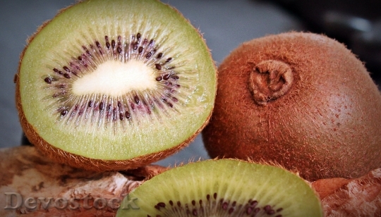 Devostock Kiwi Fruit Healthy Vitamins 13
