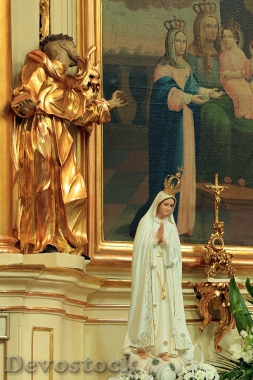 Devostock Mary Madonna Figurine Sculpture