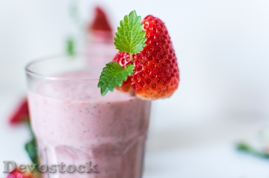 Devostock Milkshake Beverage Strawberry Drink