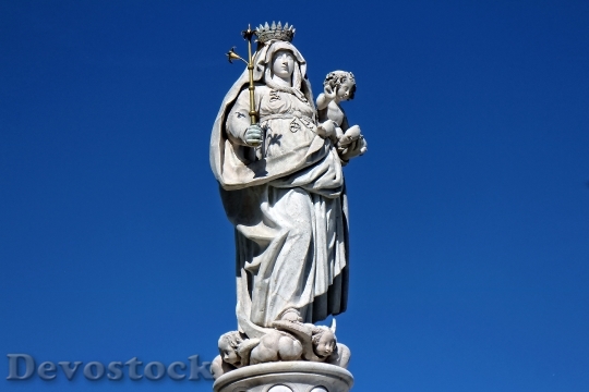 Devostock Mother Maria Statue Fig 0