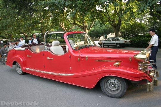 Devostock Old Red Car 190903