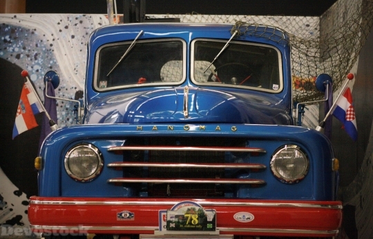 Devostock Old Truck Vintage Car