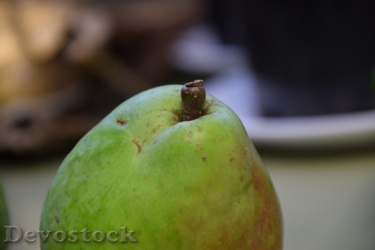 Devostock Pear Close Fruit Green