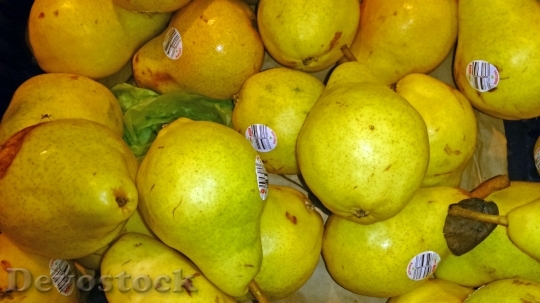 Devostock Pears Green Yellow Fruit 1