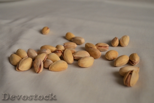 Devostock Pistachios Nuts Food Snack