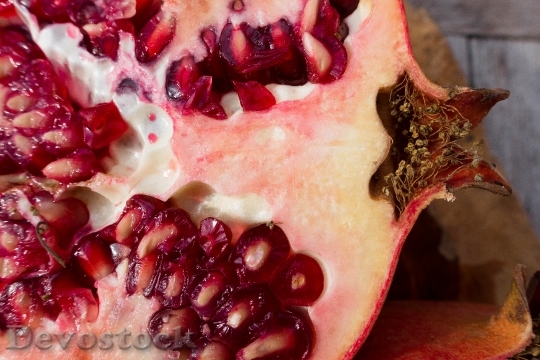 Devostock Pomegranate Red Fruit Sliced 1