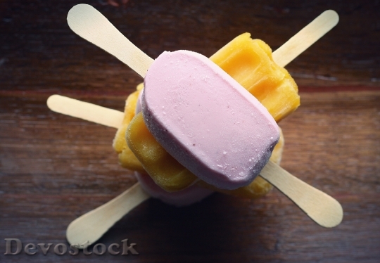 Devostock Popsicle Mango Strawberry Ice