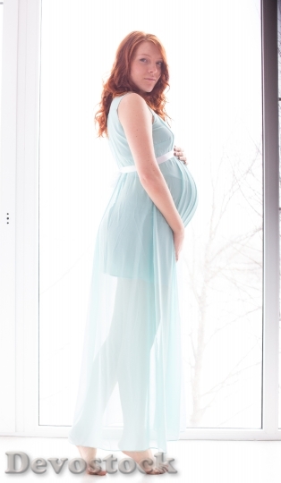 Devostock Pregnancy Mom Model Family 0