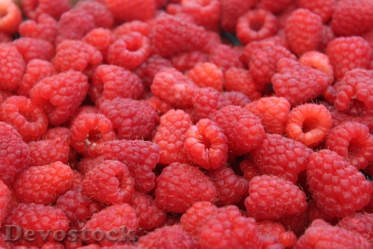 Devostock Raspberries Fruit Food Healthy 1
