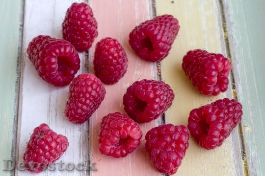 Devostock Raspberries Fruit Nature Food
