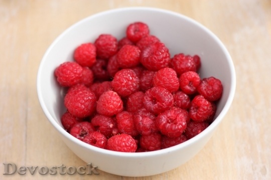 Devostock Raspberries Fruits Healthy Food