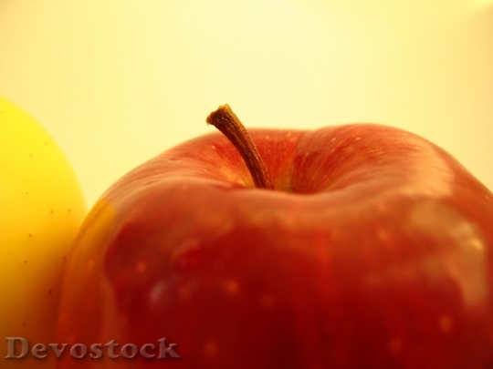 Devostock Red Yellow Apple Bright