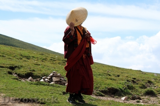 Devostock Religion Lama On Foot