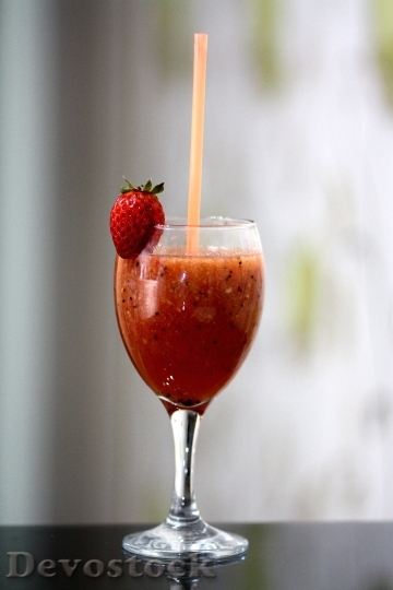 Devostock Smoothies Strawberry Glass Desert 0