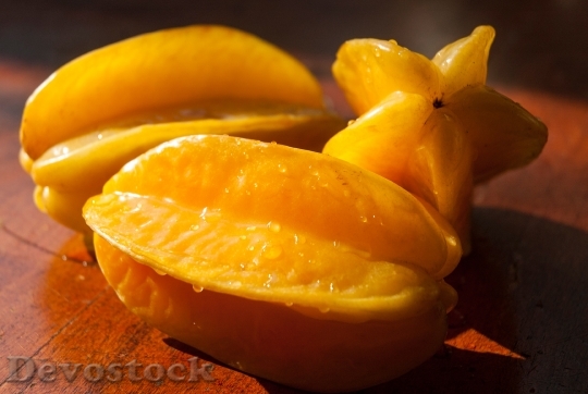 Devostock Star Fruit Fruit Yellow