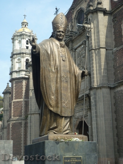Devostock Statue Pope John Paul