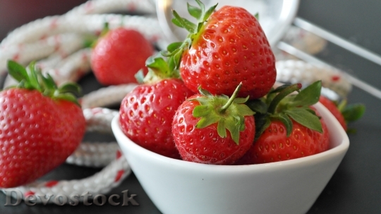 Devostock Strawberries Berries Red Fruit 1