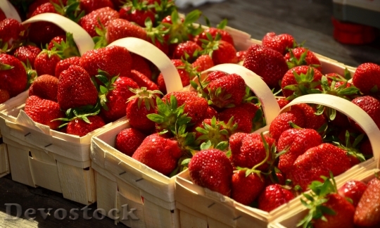 Devostock Strawberries Red Fruits Delicious 0