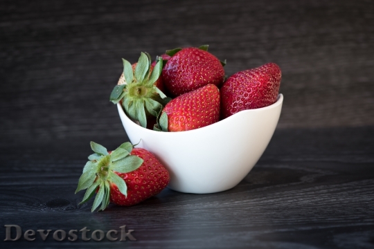 Devostock Strawberries Red Ripe Frisch