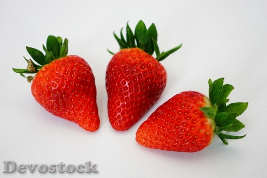 Devostock Strawberries Sweet Red Delicious 3