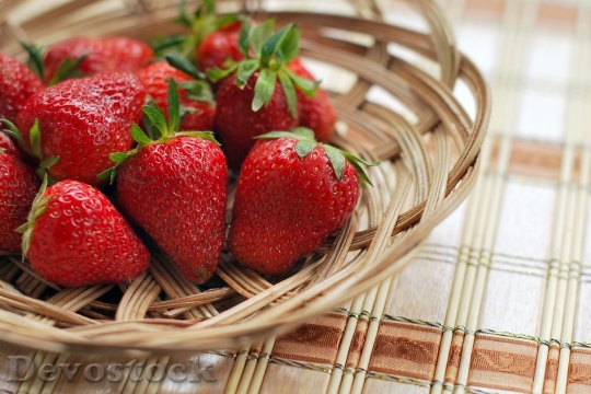 Devostock Strawberry Berry Red Bowl