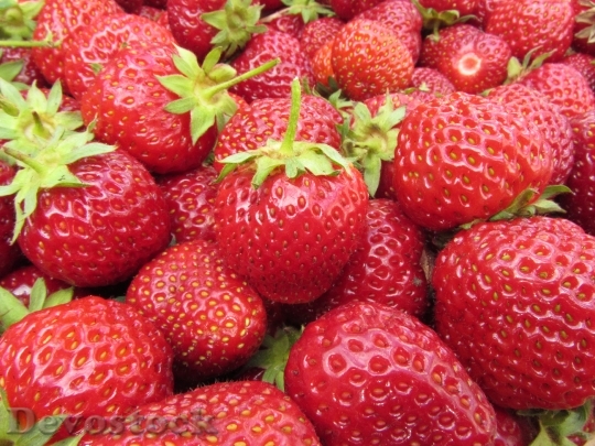 Devostock Strawberry Fruit Red Fruits 0