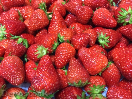 Devostock Strawberry Fruit Vitamin C