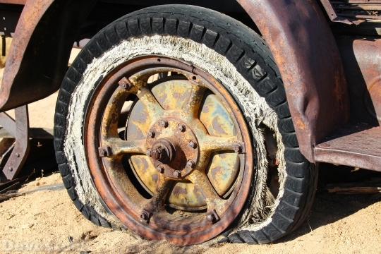 Devostock Tire Wheel Vintage Antique