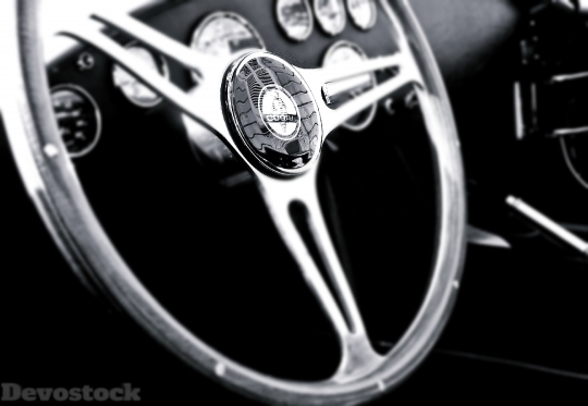 Devostock Vintage Car Steering Wheel