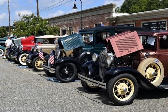 Devostock Vintage Cars Show Display
